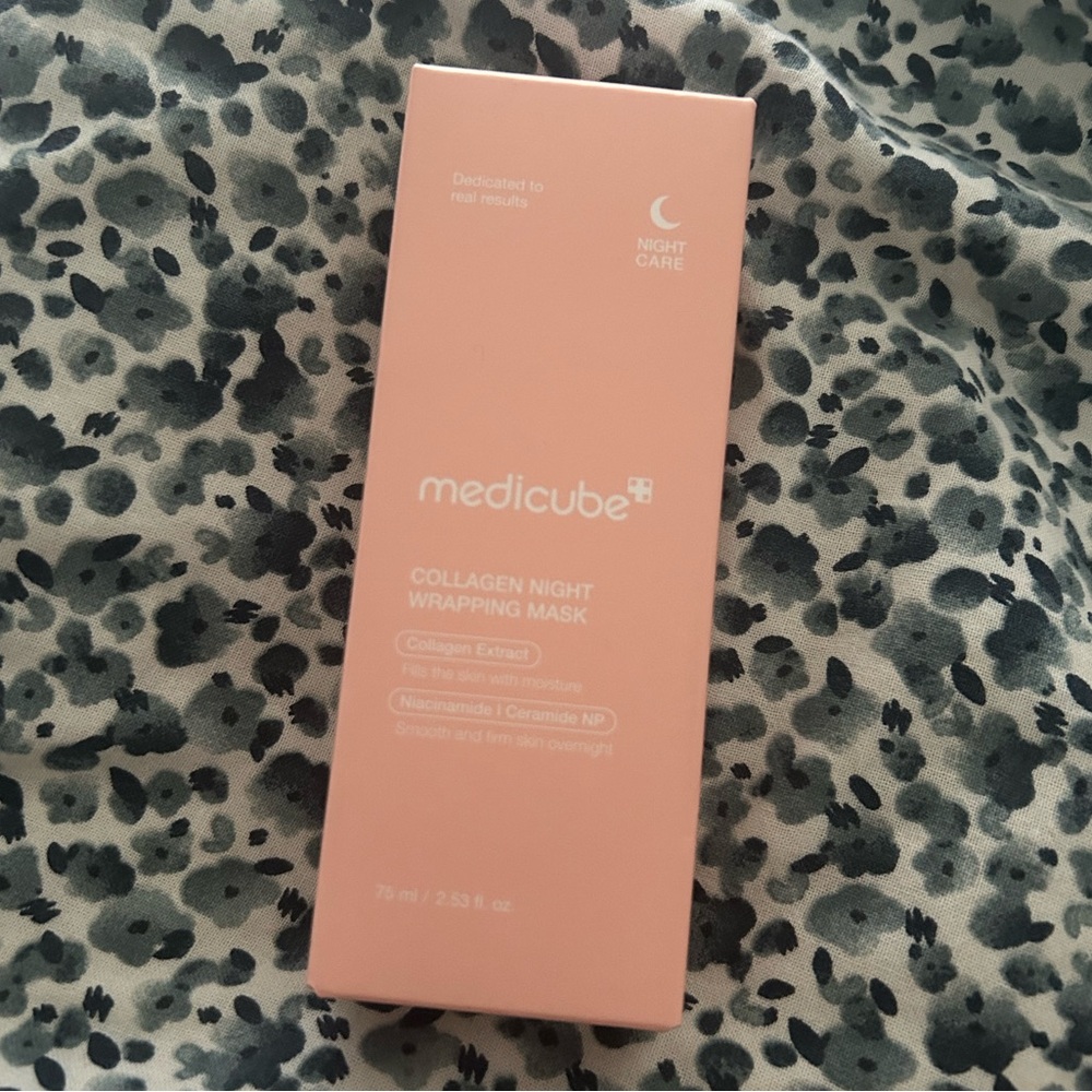Medicube Collagen Night Wrapping Mask